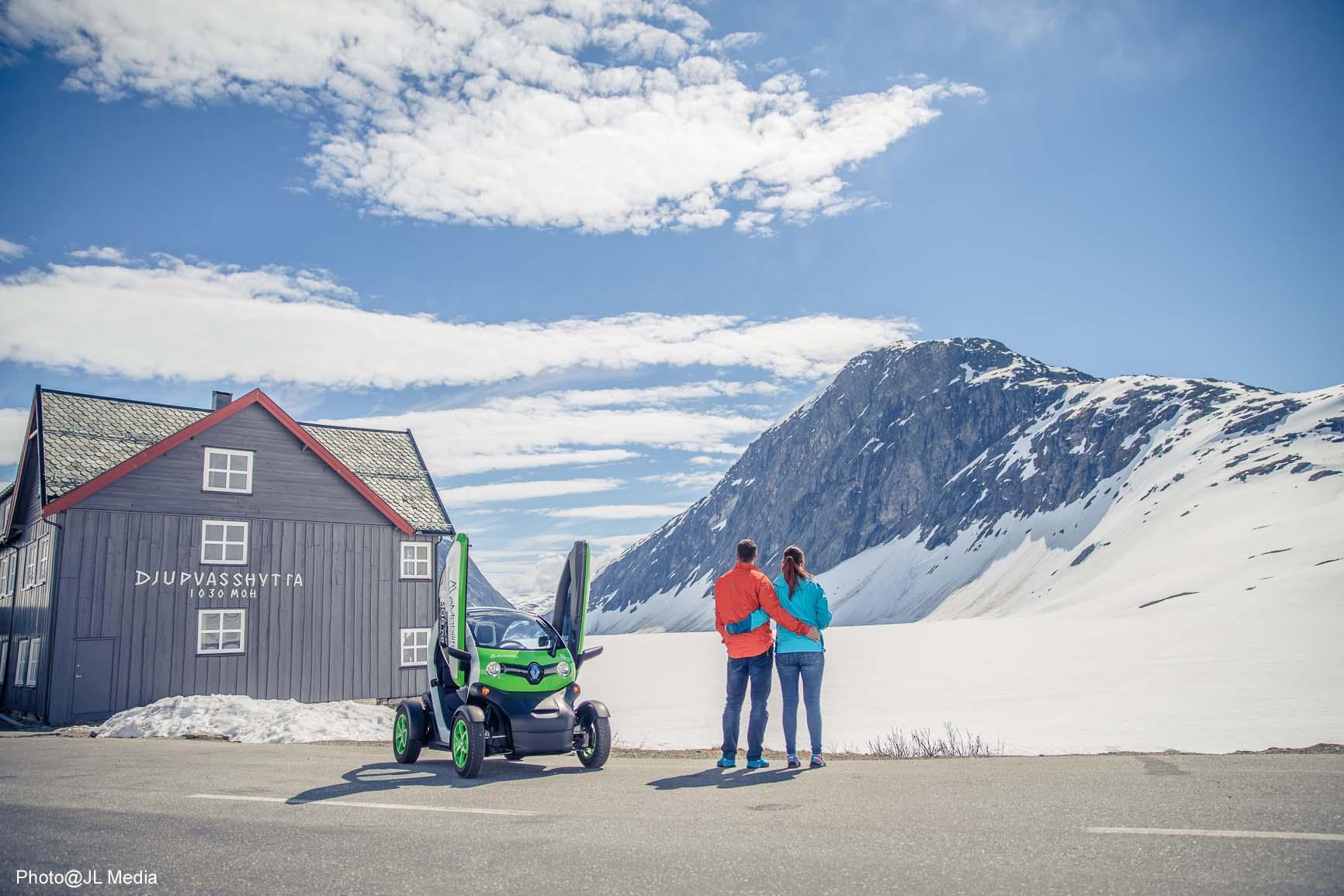 Discover Geiranger Skywalk Dalsnibba with emob