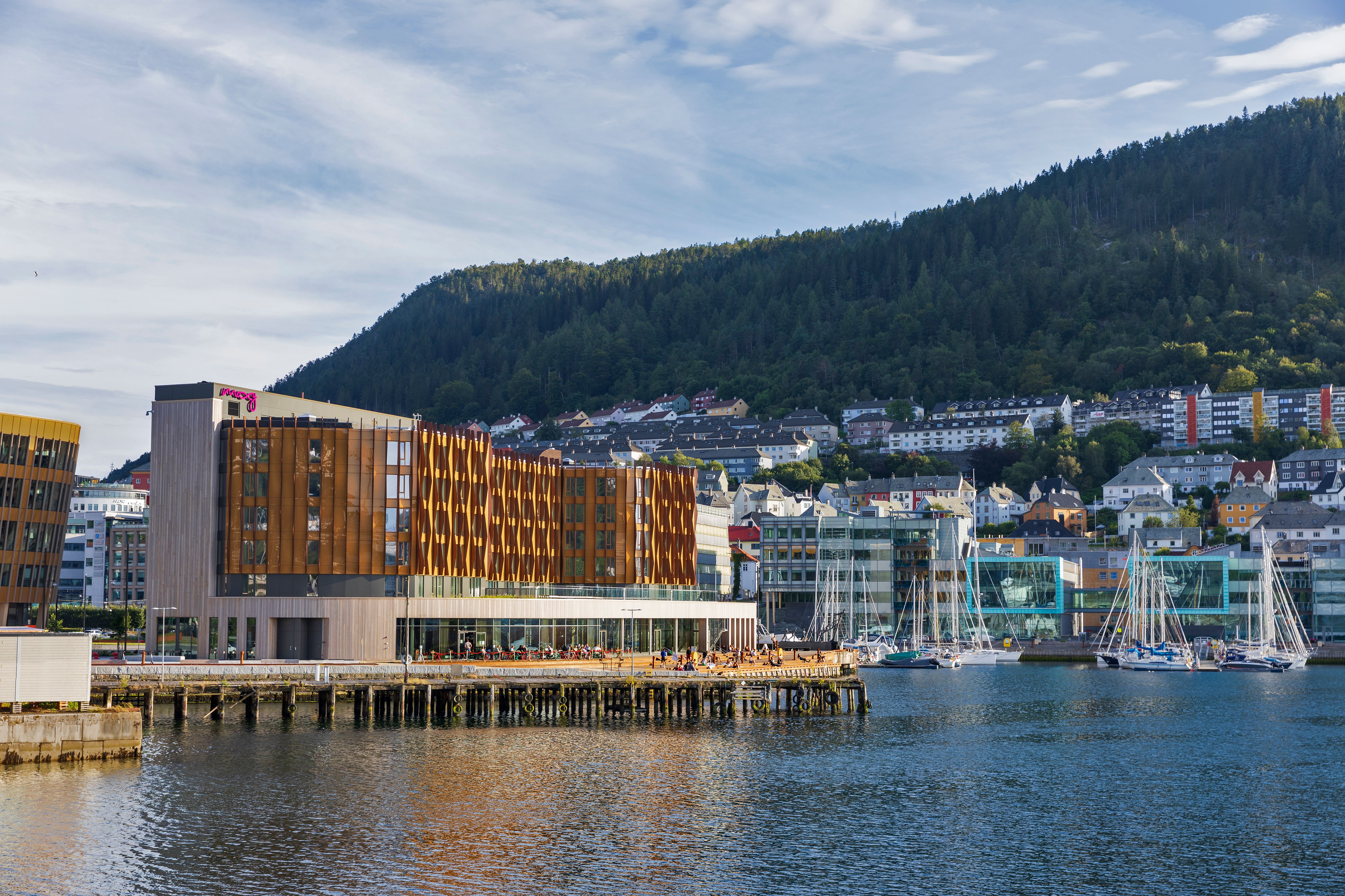Moxy Bergen
