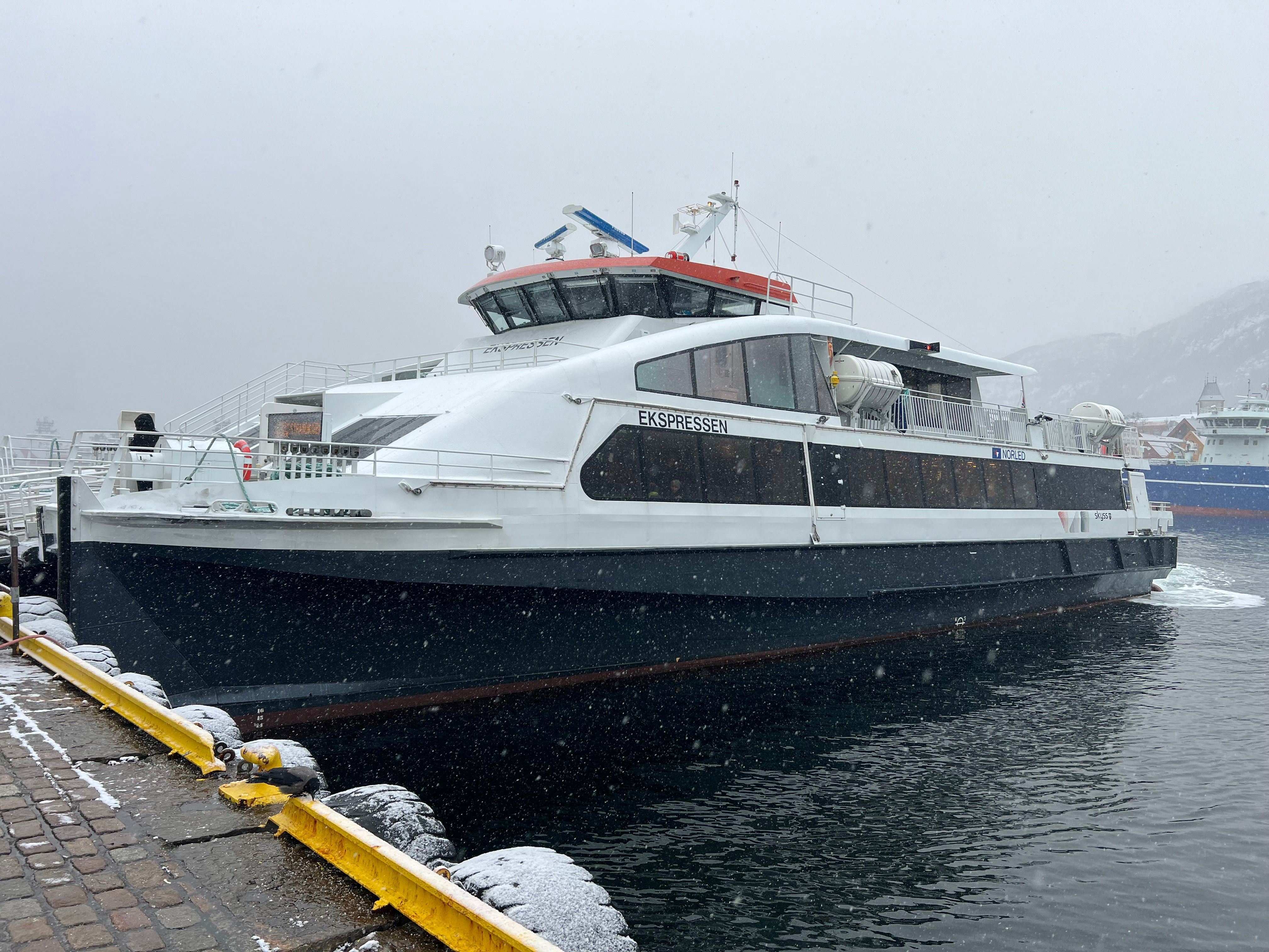 Must-see Bergen: Guided tour on foot and by boat