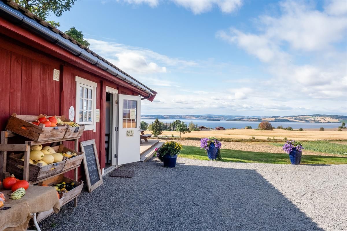 Fredheim Gårdsutsalg uteområde