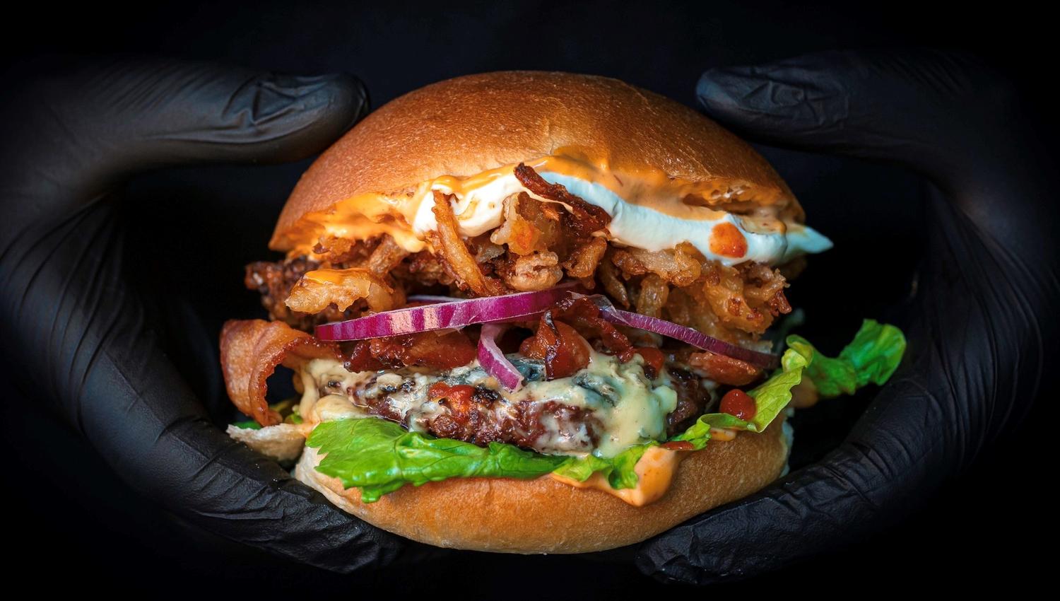 Ready for some mouthfuls of this delicious burger?