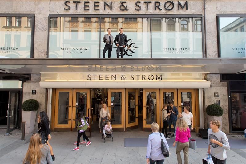 Steen & Strøm inngangsparti.