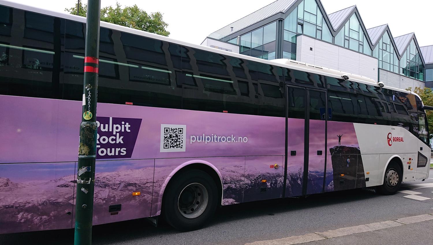 The bus to Preikestolen