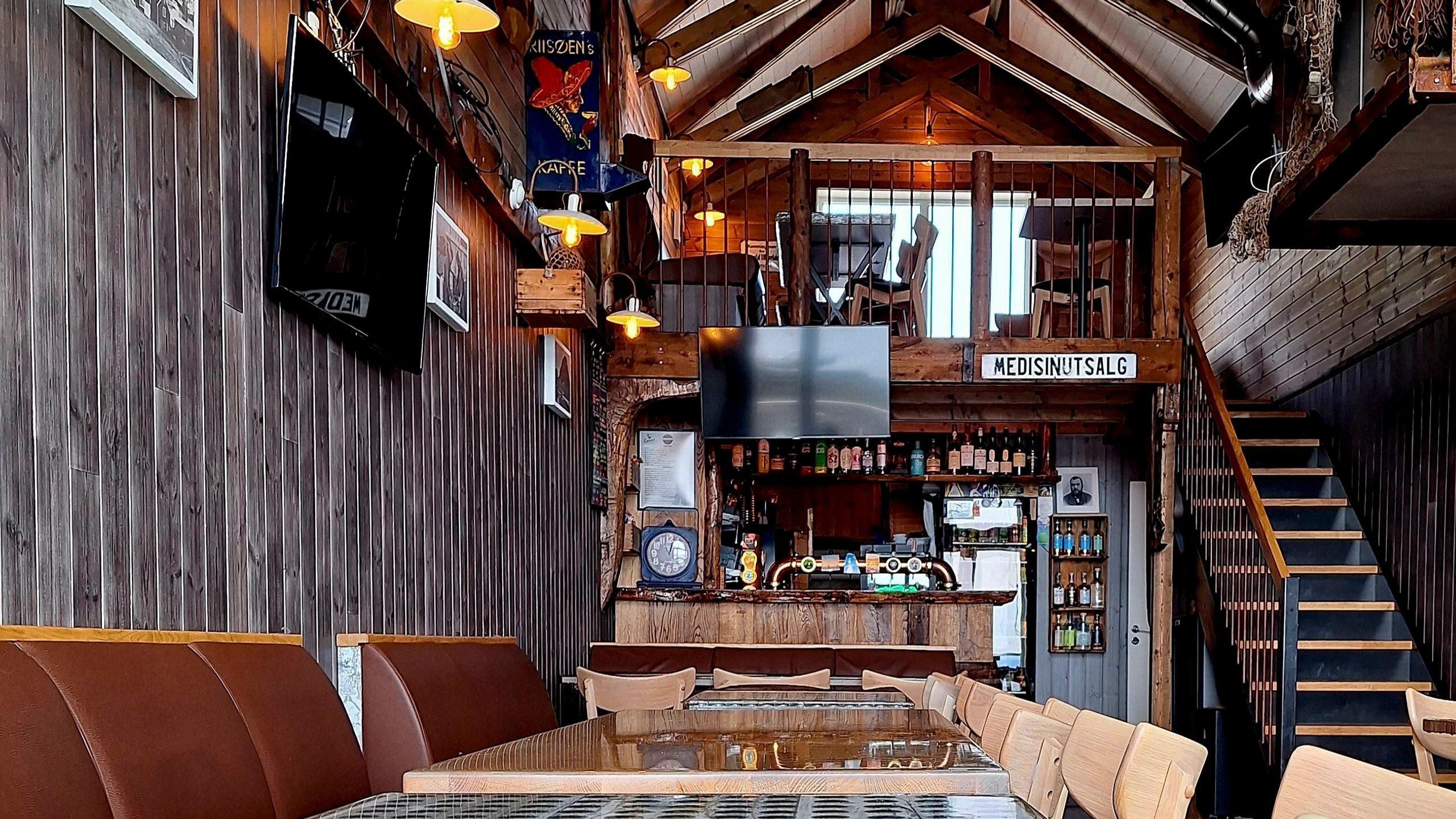 Emaus Pub