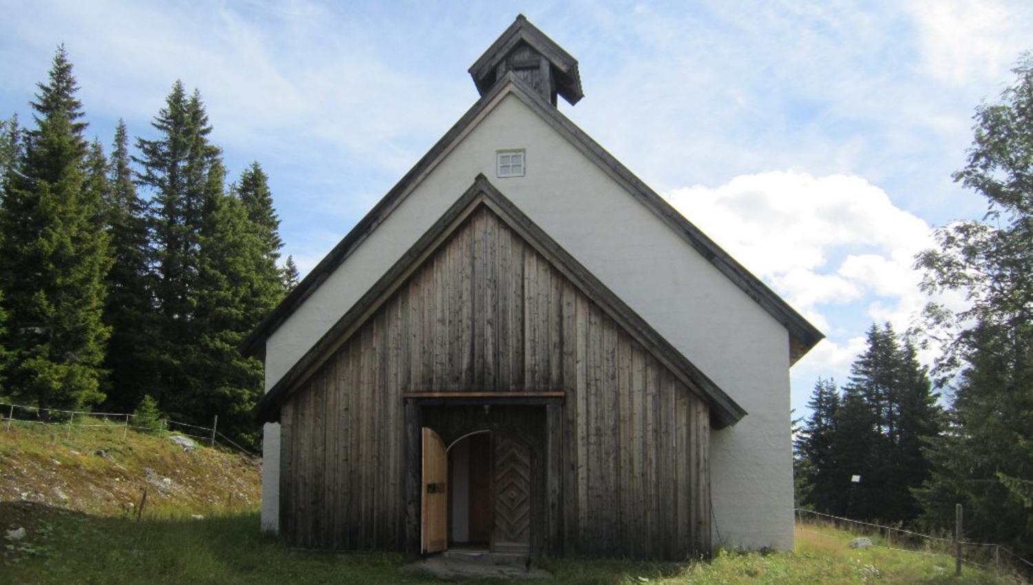 Skei-fjellkirke-2
