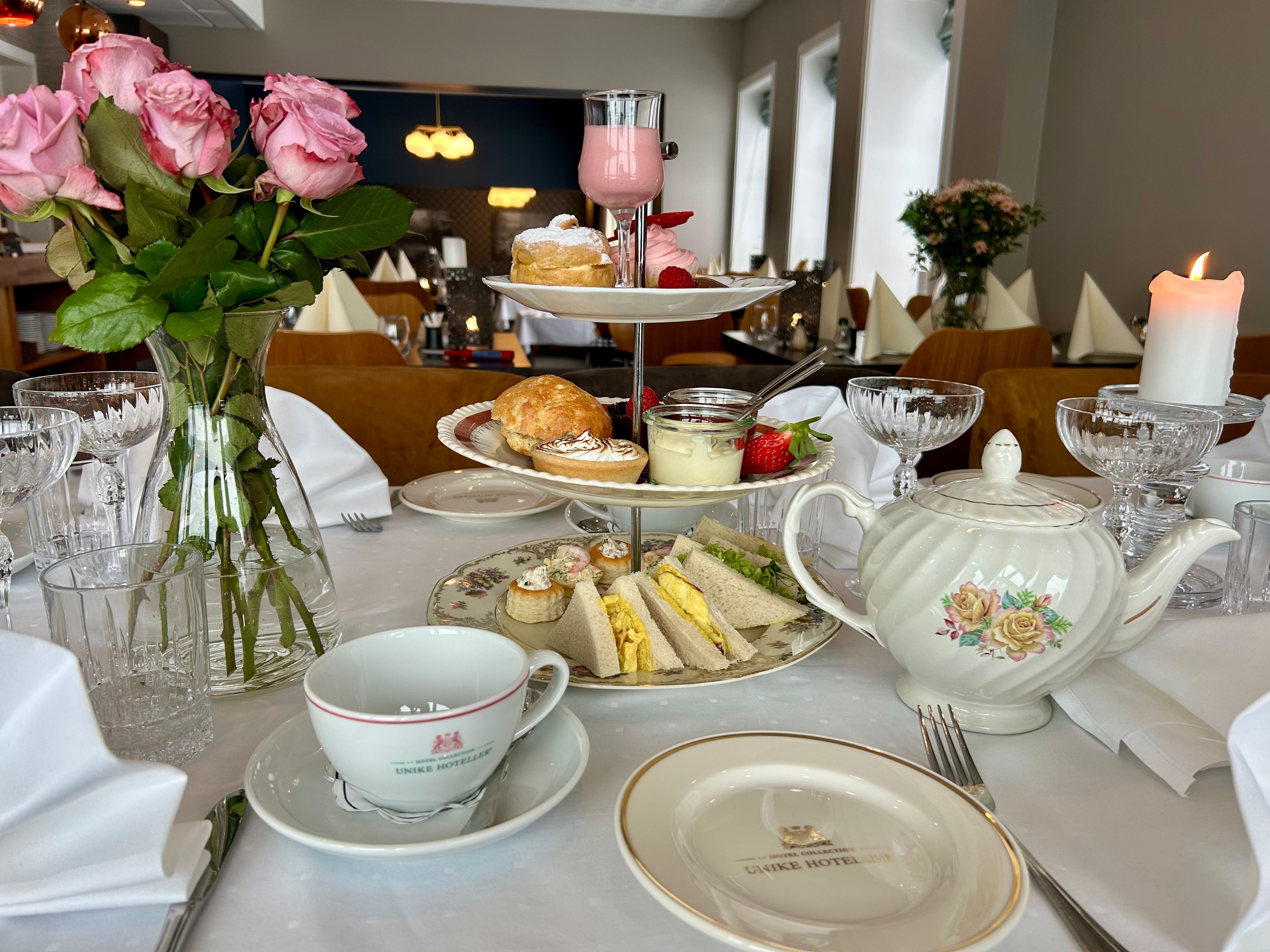 afternoon tea på Brattrein Hotel
