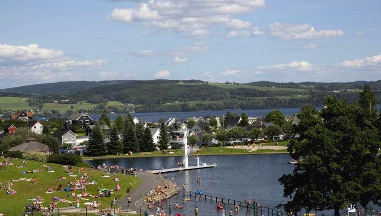 Fastland - Gjøvik Vandrerhjem Hovdetun