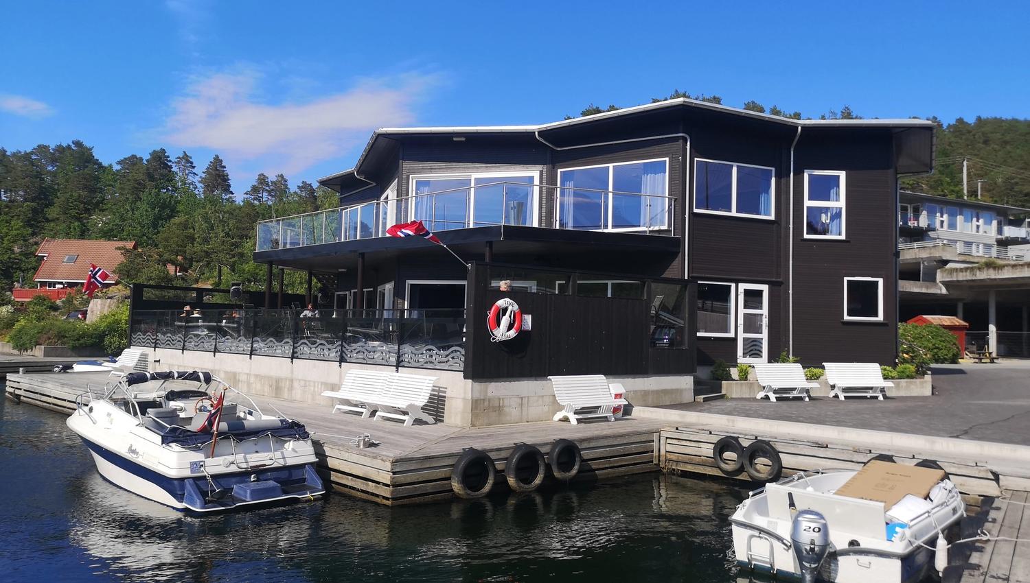 Trysnes Brygge restaurant