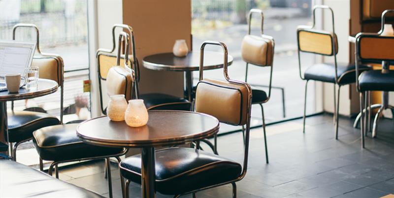 cafebord og stoler