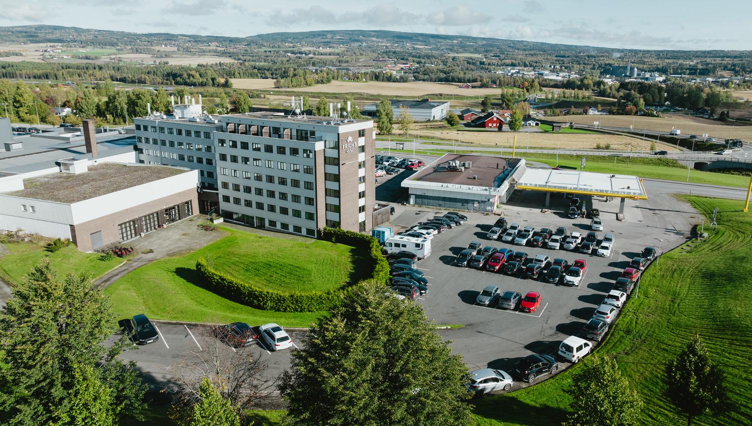 Dronebilde sommer - Frich's Hotel Hamar