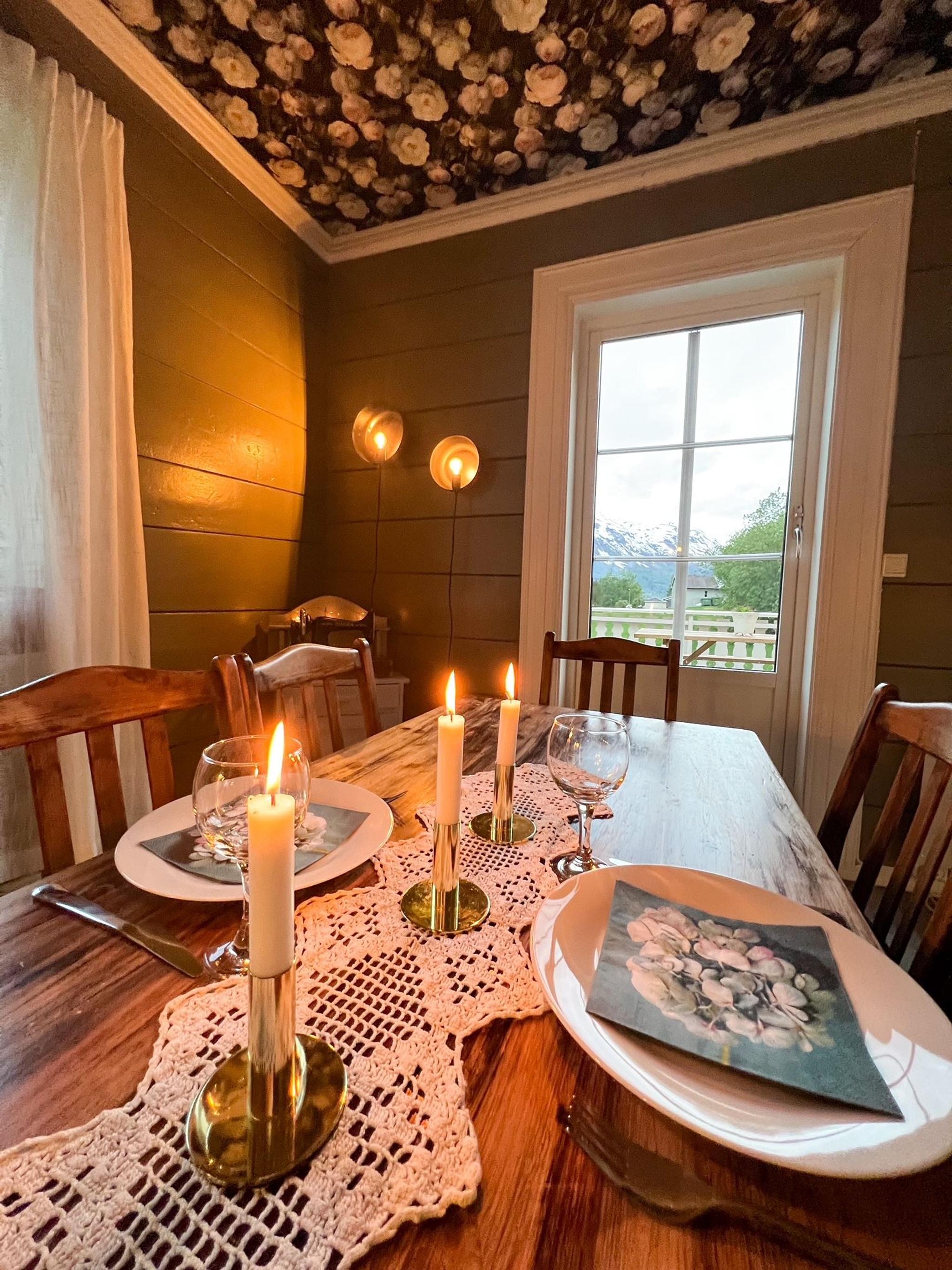 Vollsnes Guest House