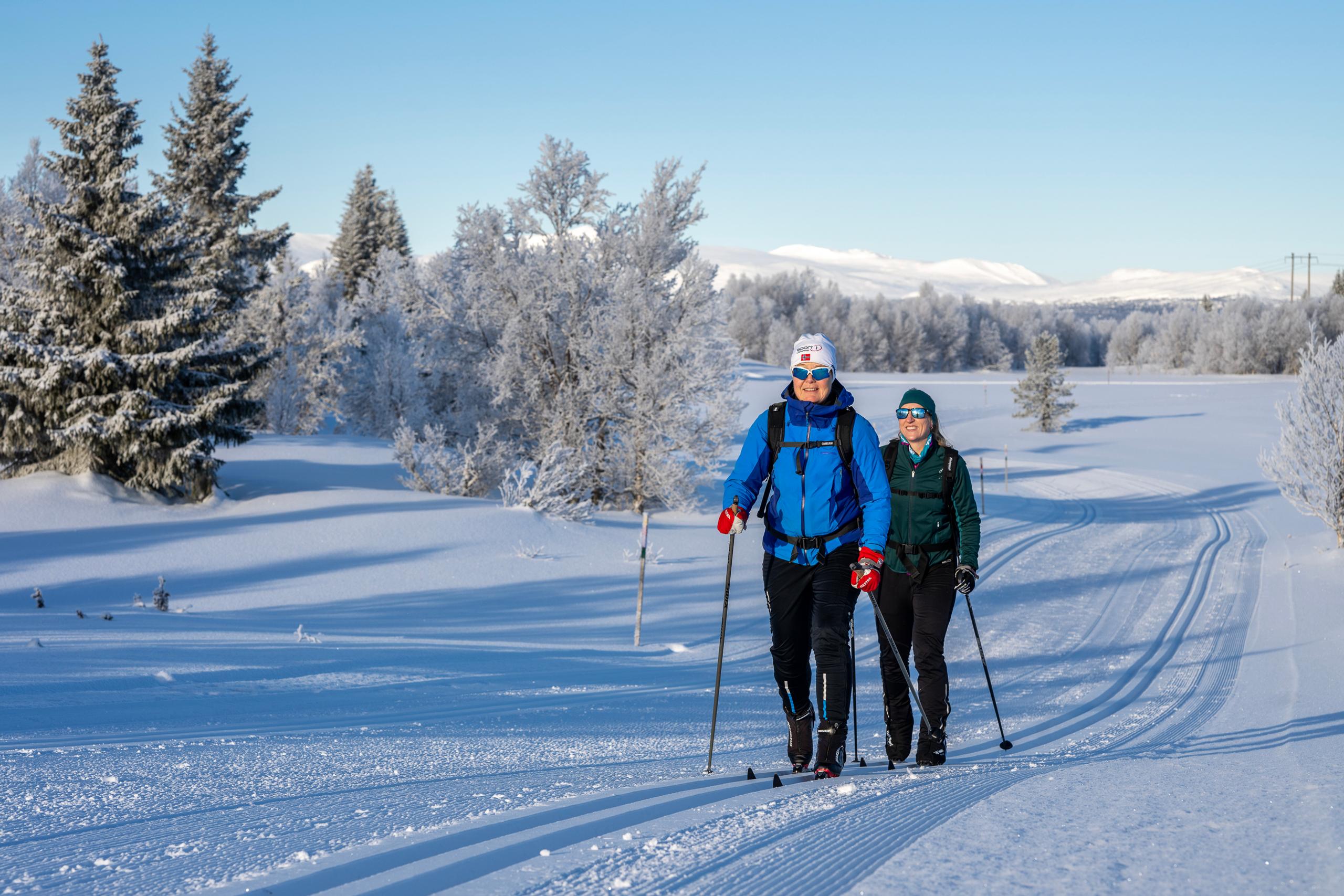 Cross-country skiing the Peer Gynt Trail | Discover Norway
