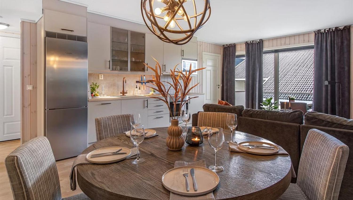 Diningtable