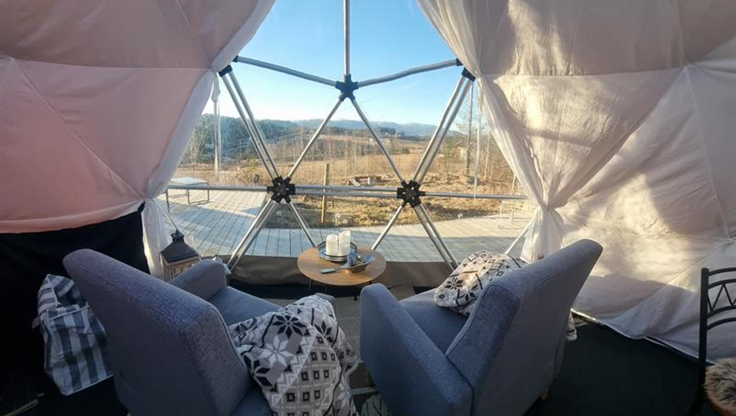 Arctic Dome hos Svenseid Alpakka