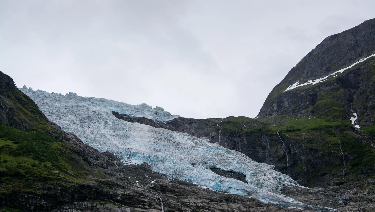 Bøya Glacier