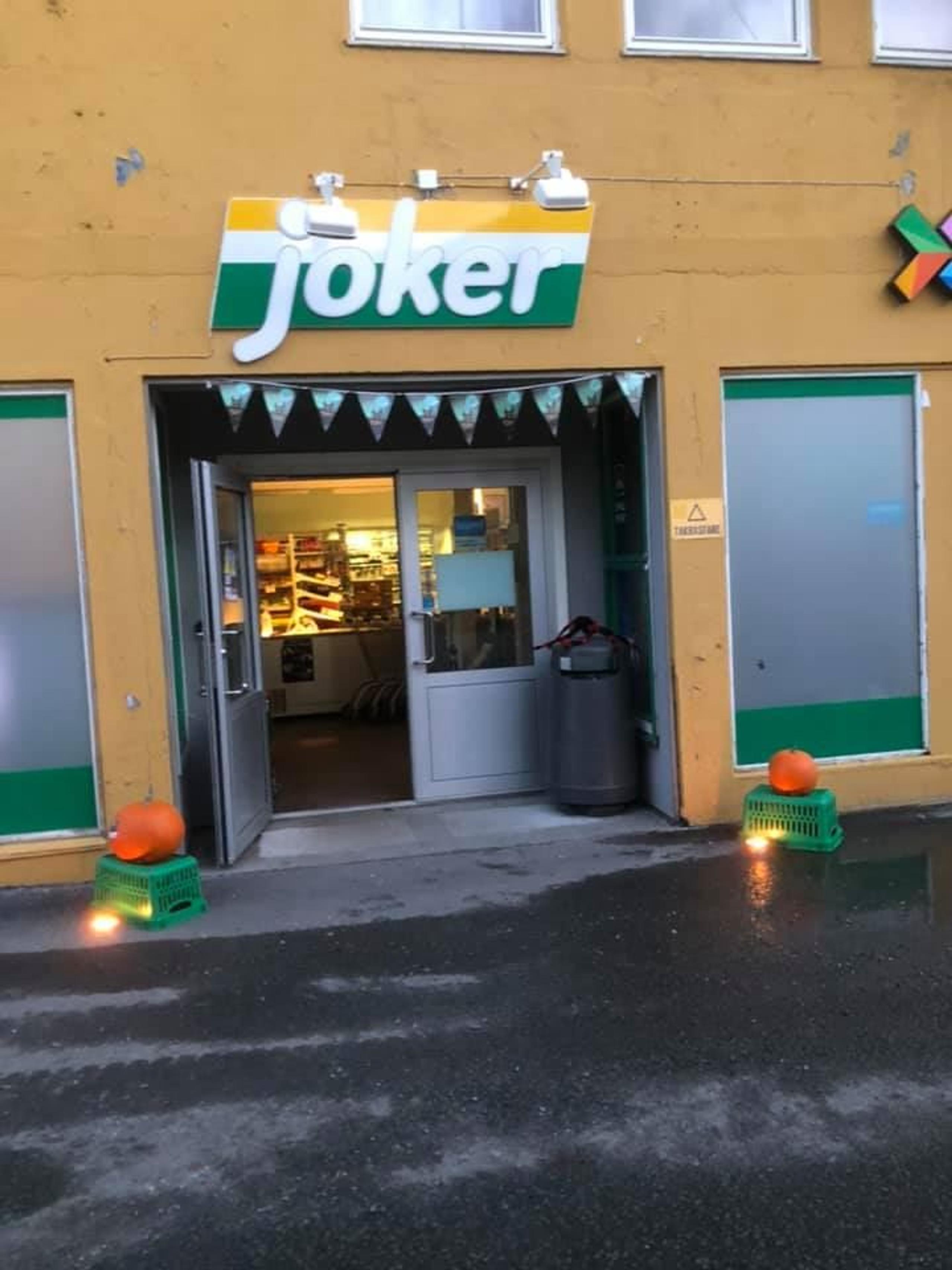 Joker shop entrance