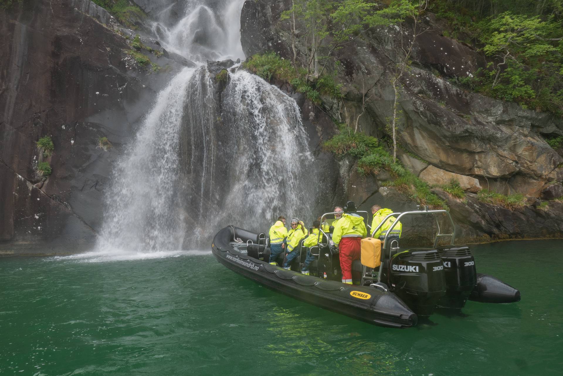 Waterfall fjord cruise in Rib boat
