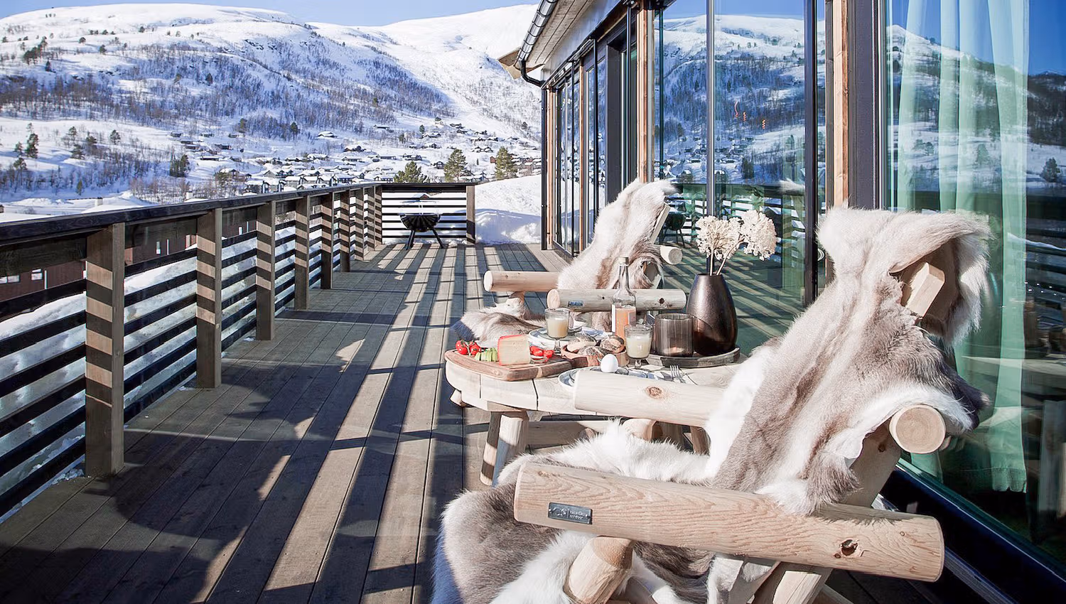 Bo komfortabelt i flotte hytter på Strandafjellet.