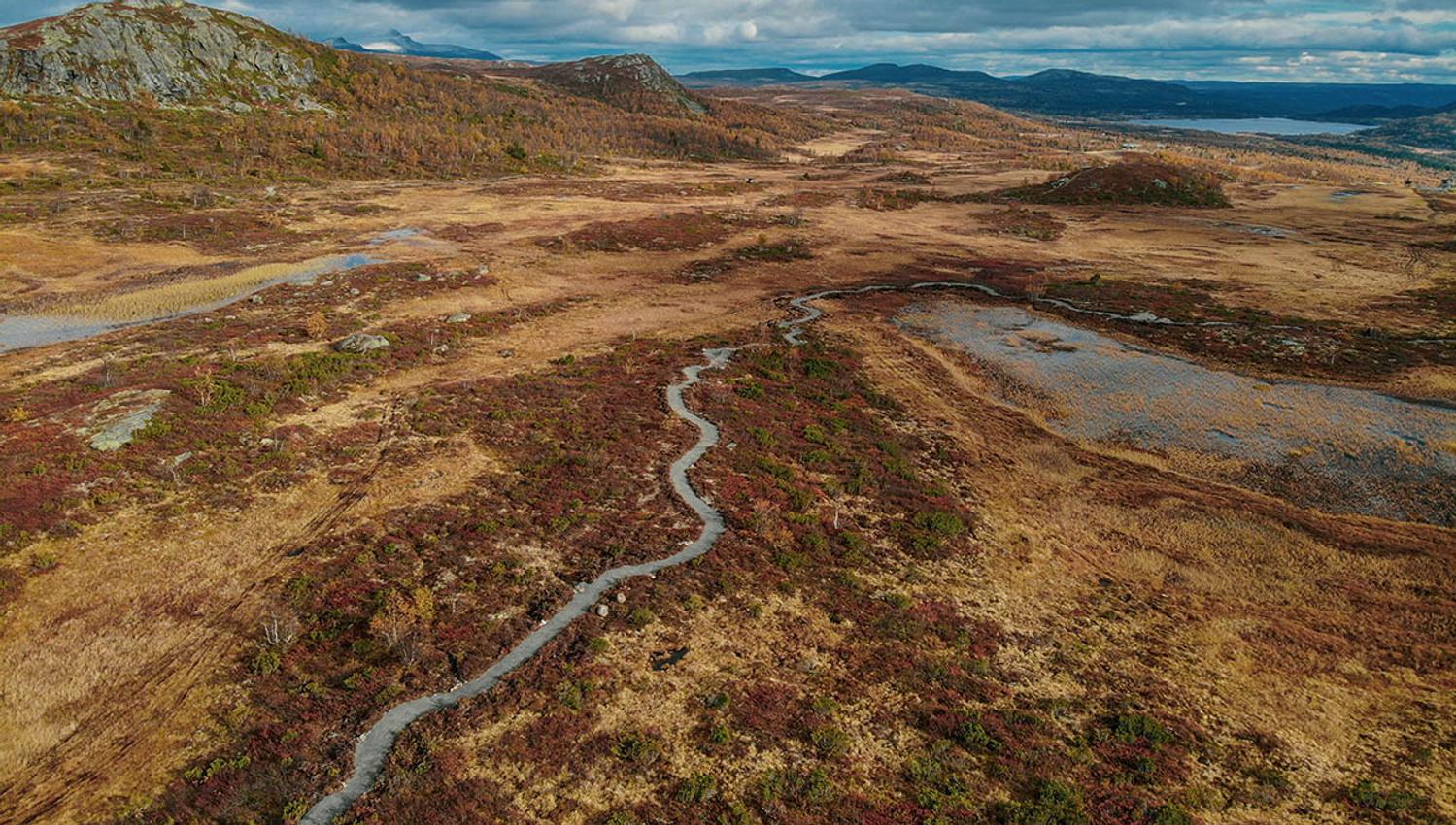 Aerial view over Beitostølen Trail Arena towards Knausen.