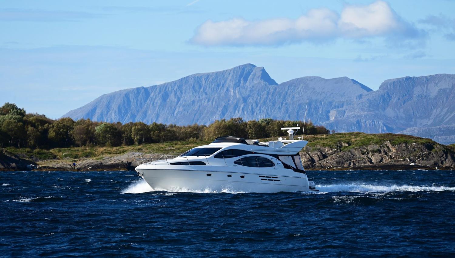 Helgelandyacht
