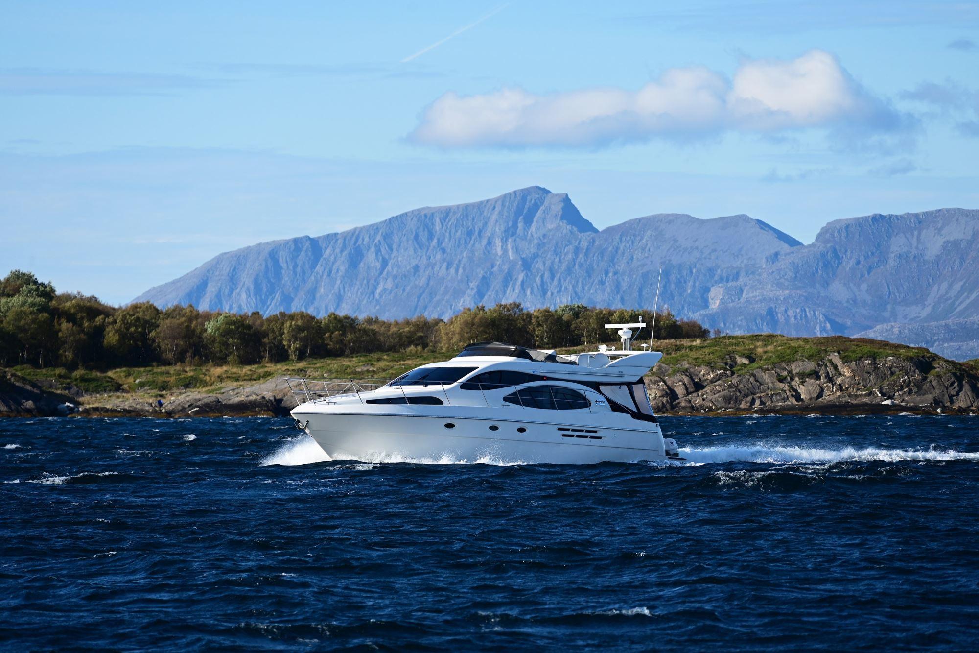 Helgelandyacht