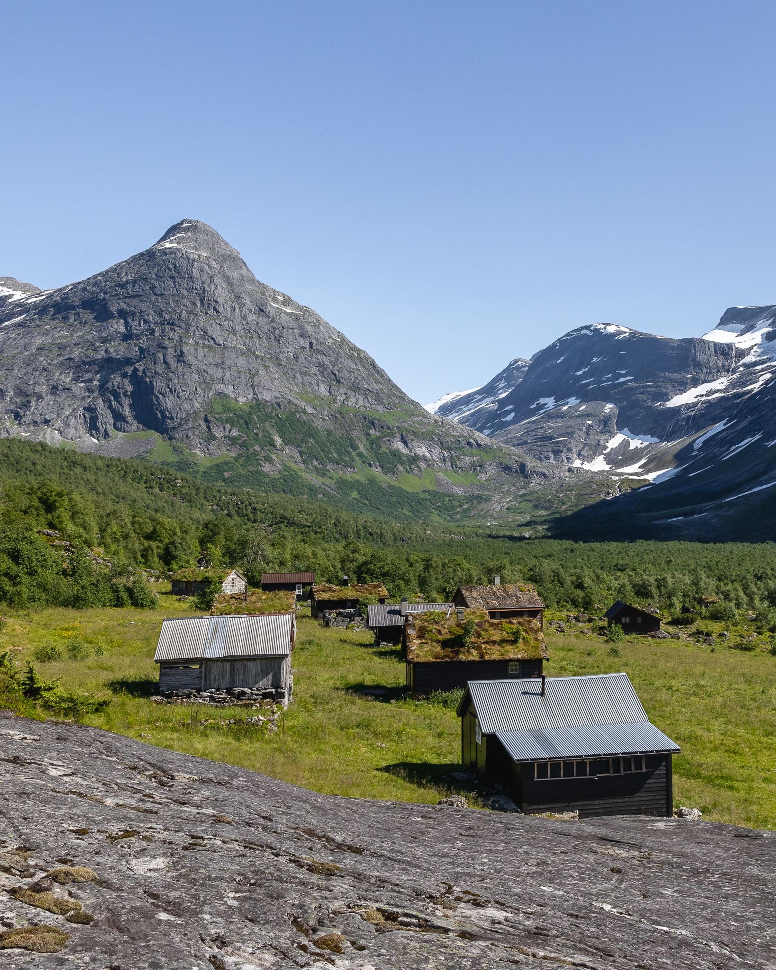 Erdalsbreen glacier