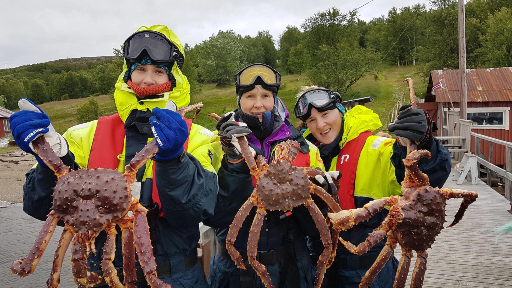 Snowhotel Kirkenes - King Crab Rafting Safari