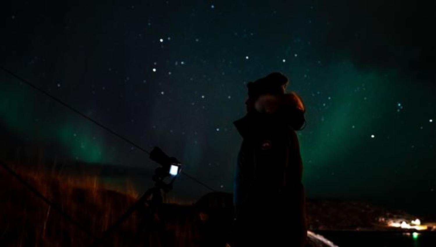 Photographing northern lights