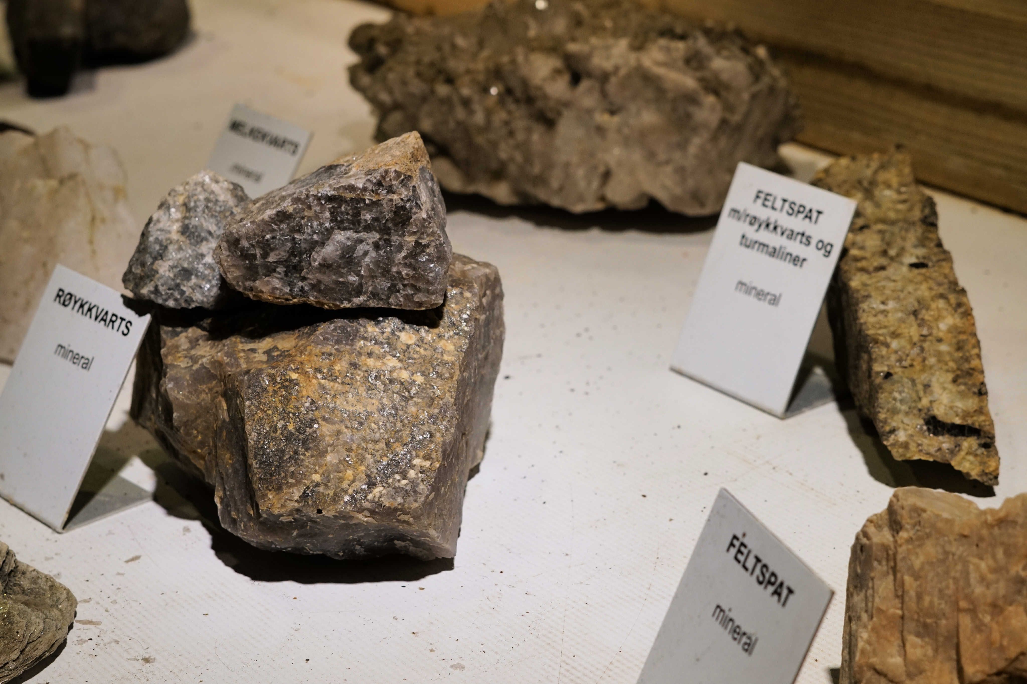 different kind of rocks