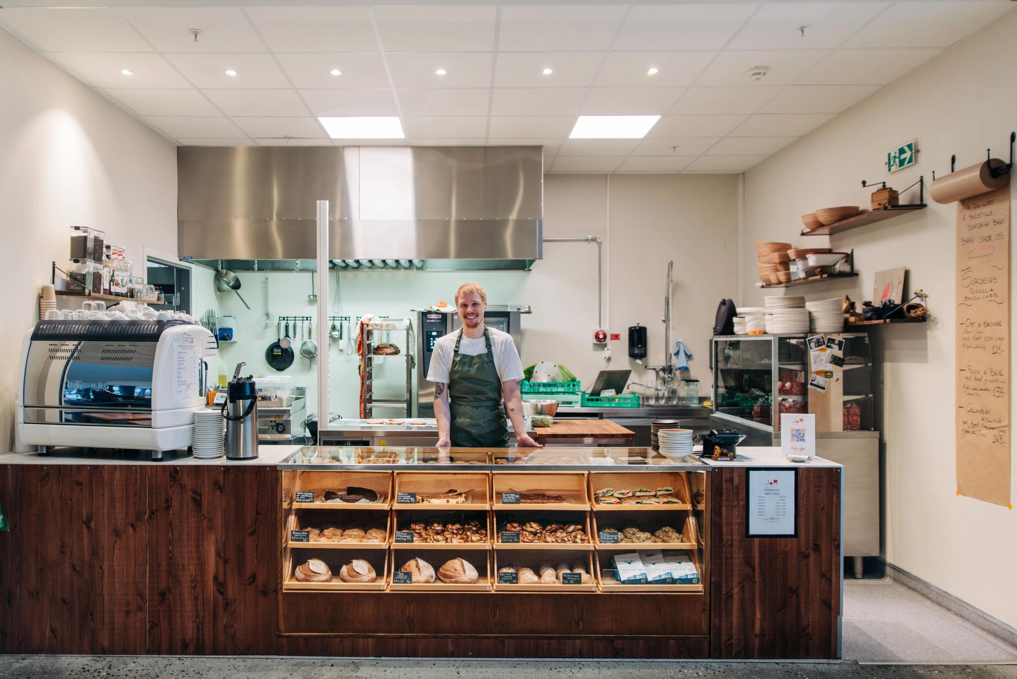 JǫR Artisan Bakery