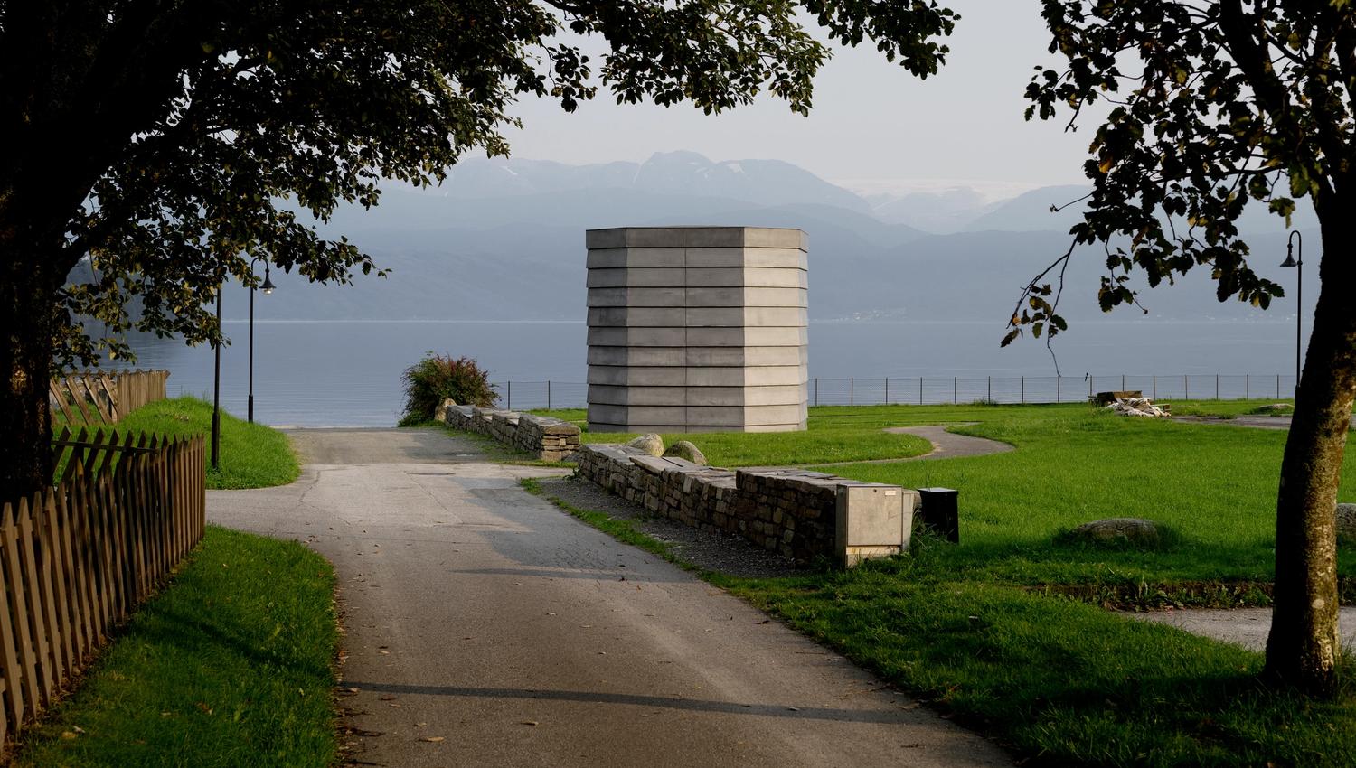 Hardanger Skyspace, surrounded by stunning nature with fjord views in Hardanger.