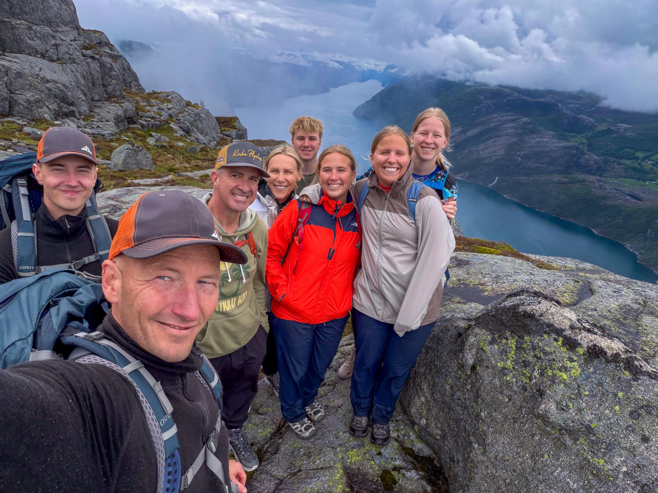 Private Guided Pulpit Rock Back Track Hike