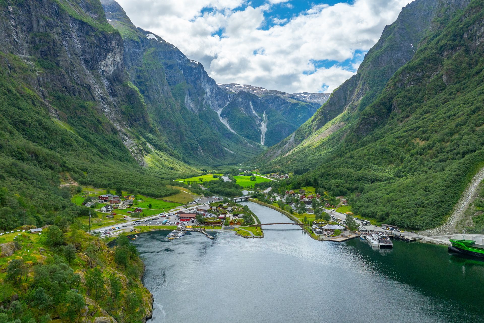 Gudvangen