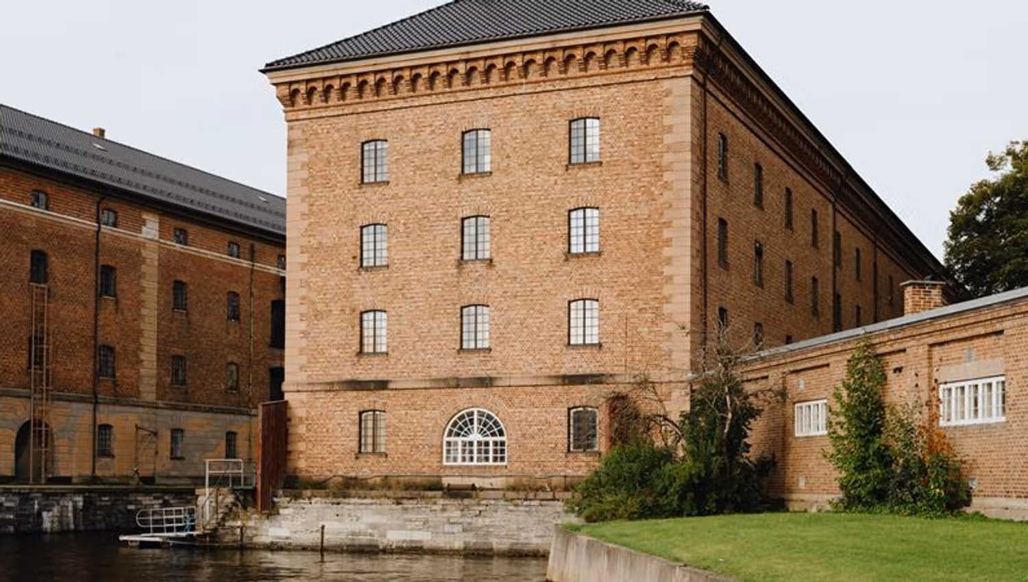 Front of the museum building