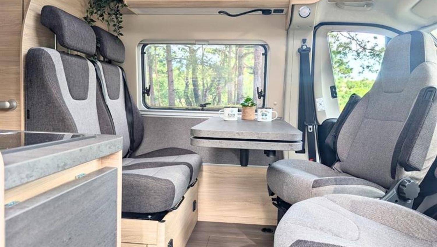 Benzini Camper