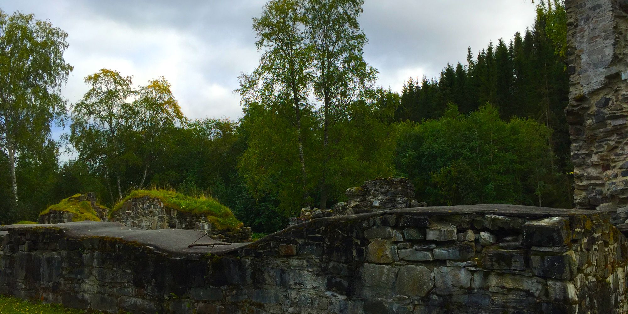 Munkeby Klosterruiner5