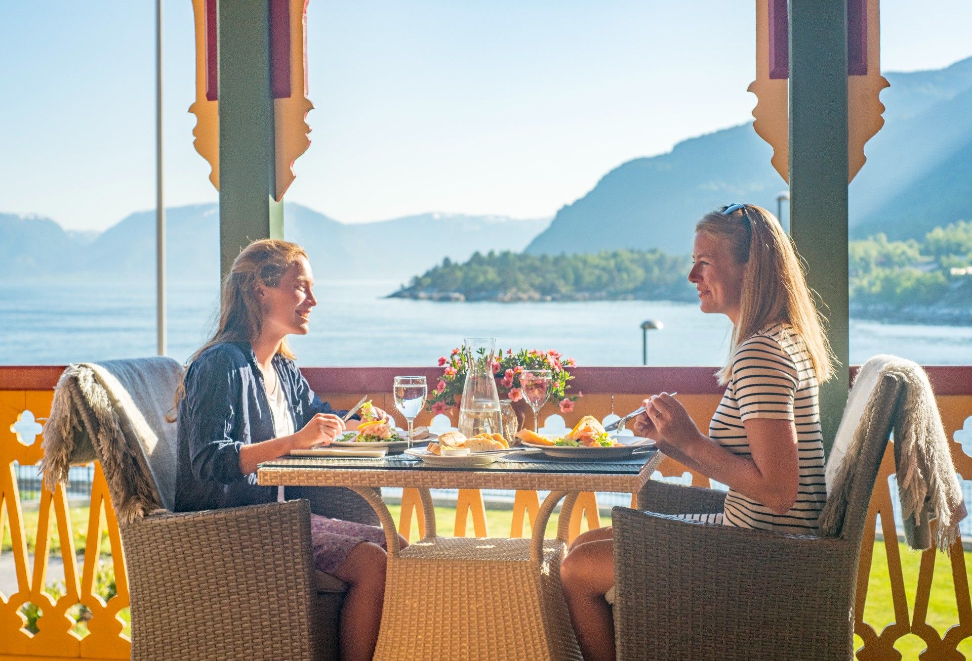 Lavik Fjord Hotel Restaurant