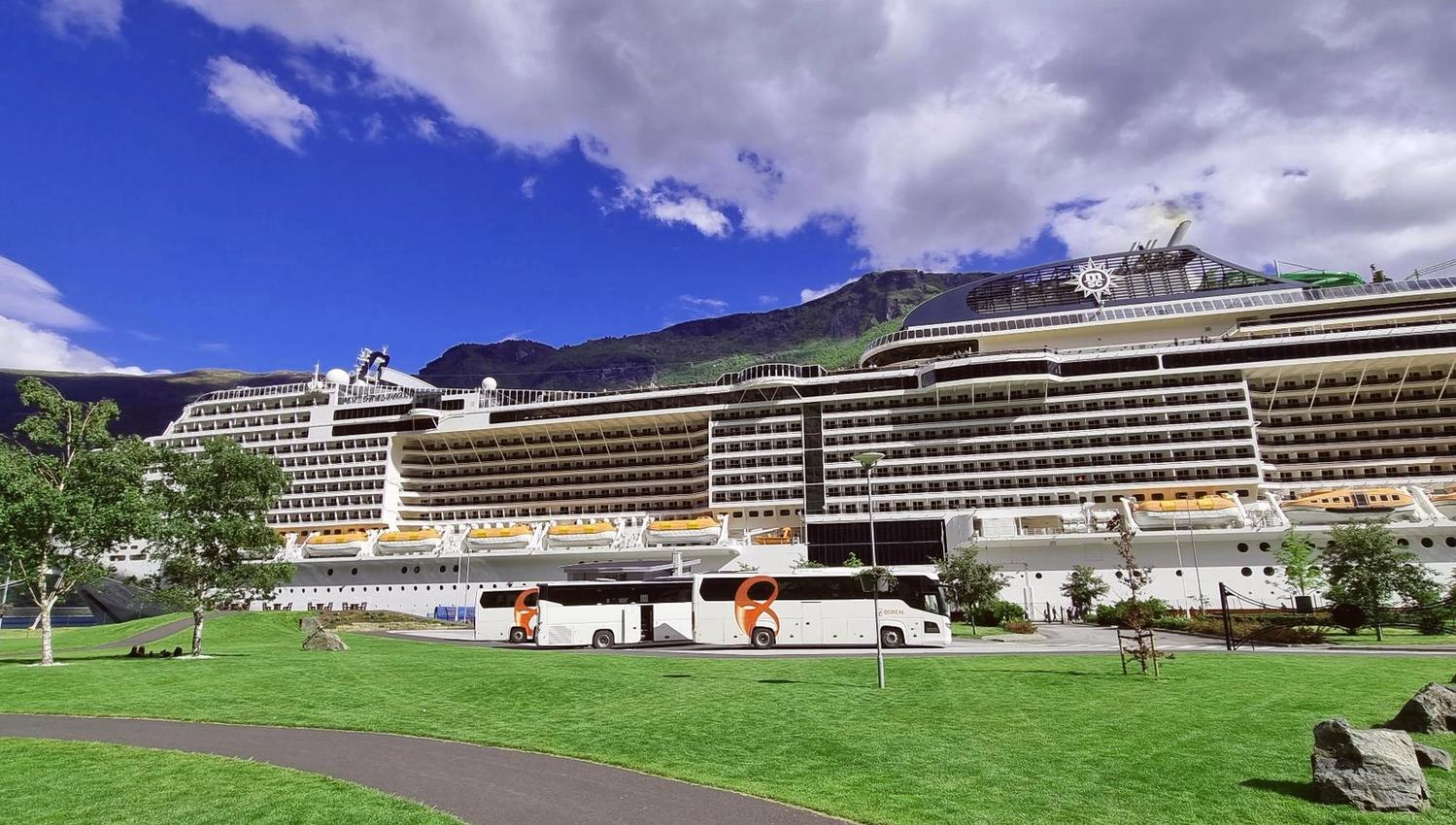 FLÅM 1