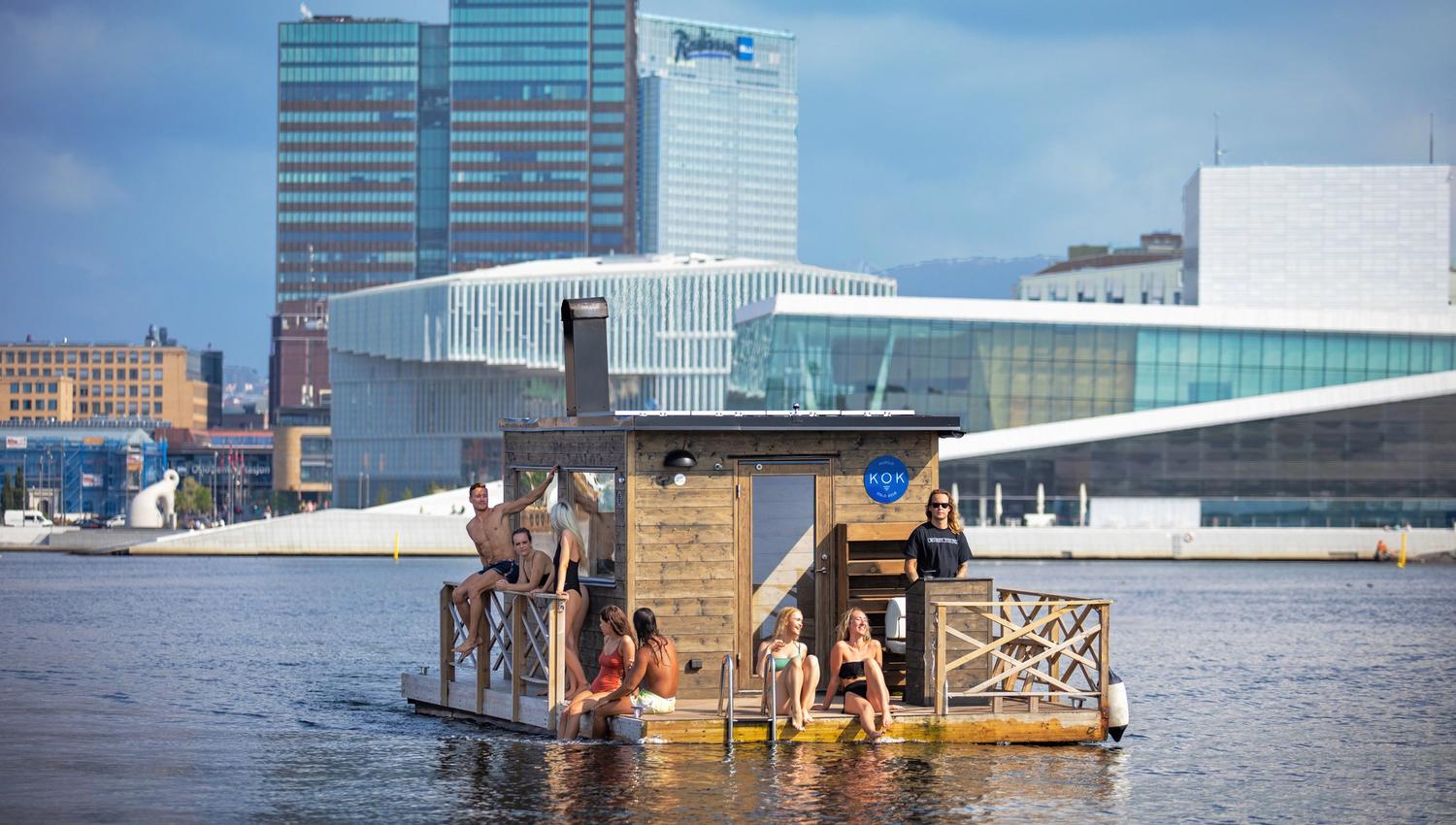 Floating sauna in front of the Opera House.
