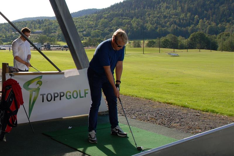 driving range 