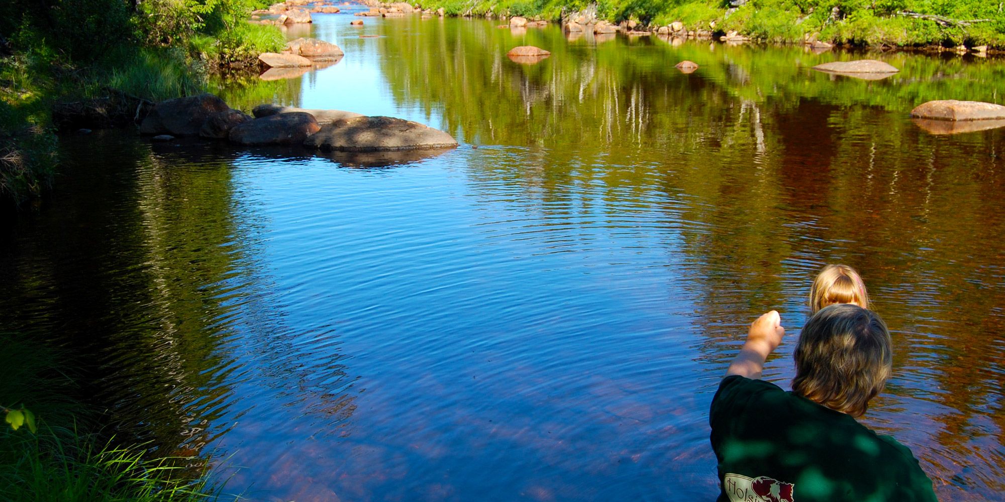 River close to Holsingseteren summer mountain farm in Snåsa
