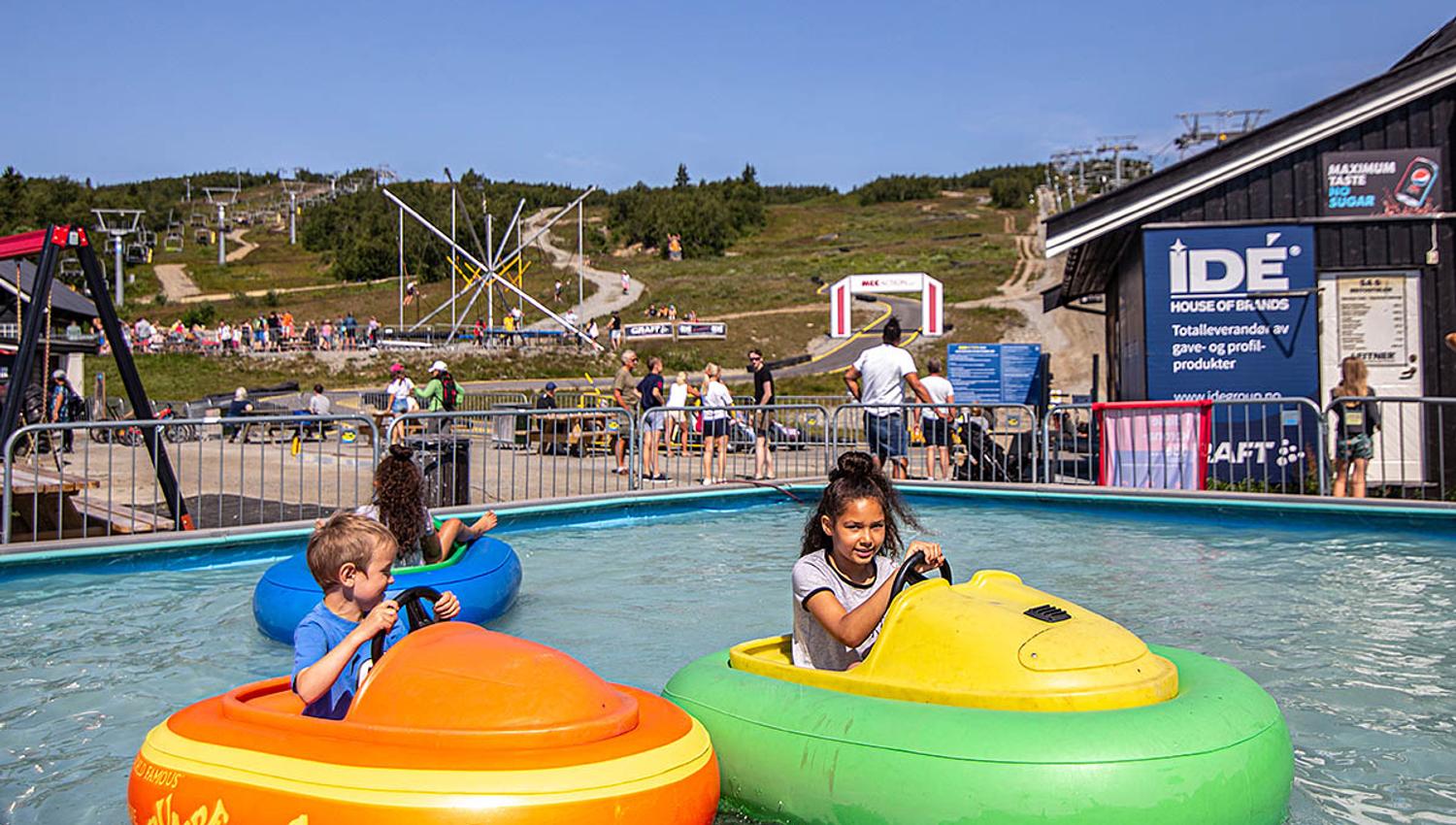 Bumper boats