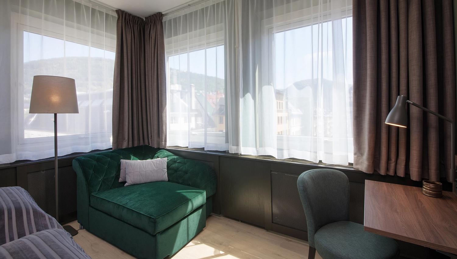 Twin standard room