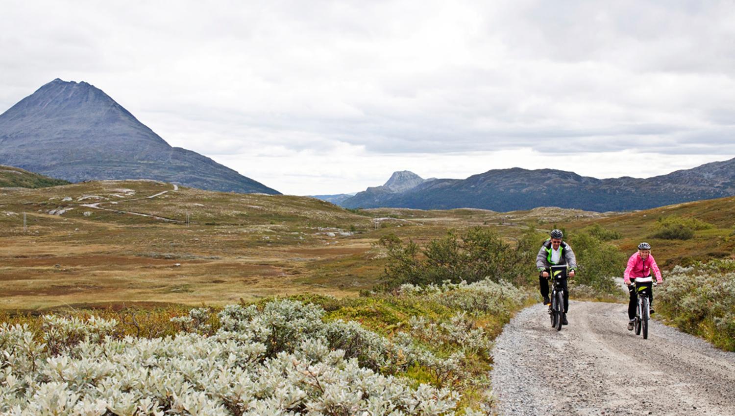 Cycling on Hardangervidda, start frrom Rjukan