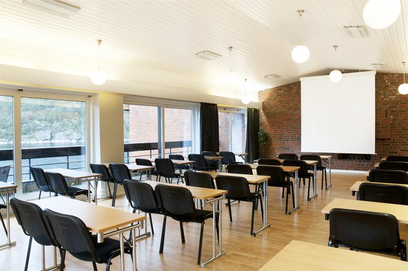 conference room 