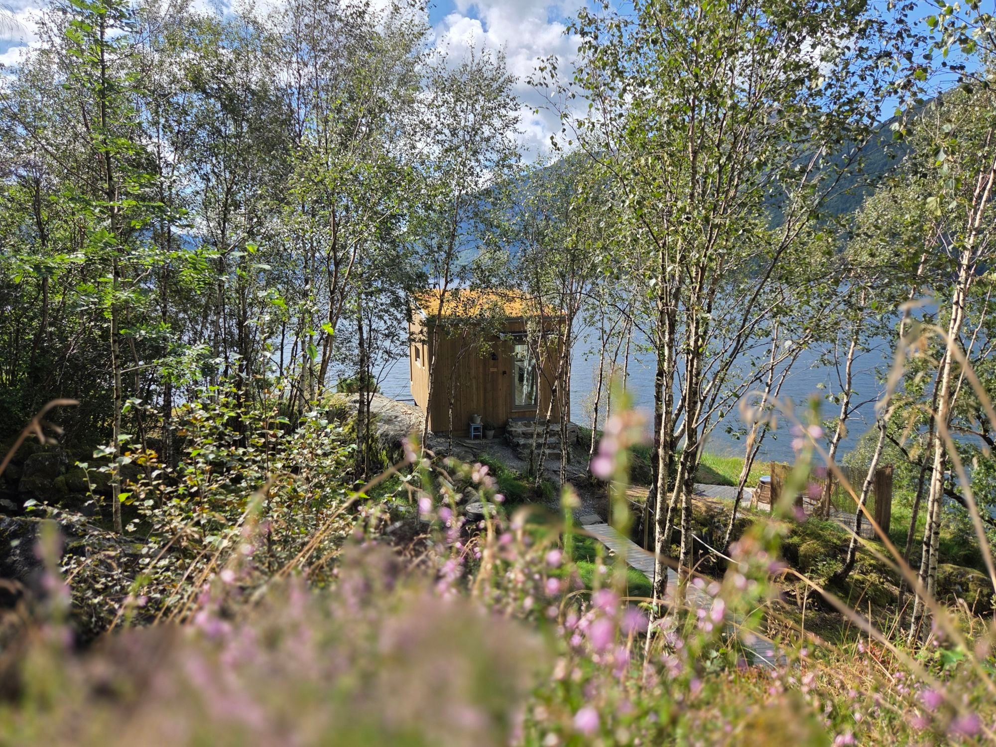Fivelandsneset Fjordhytter