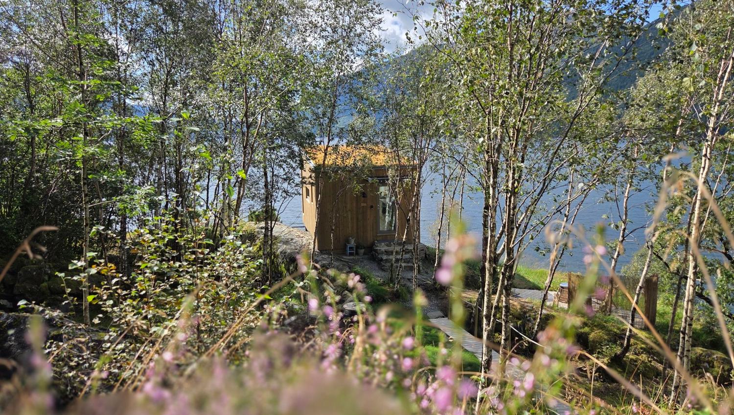 Fivelandsneset Fjordhytter