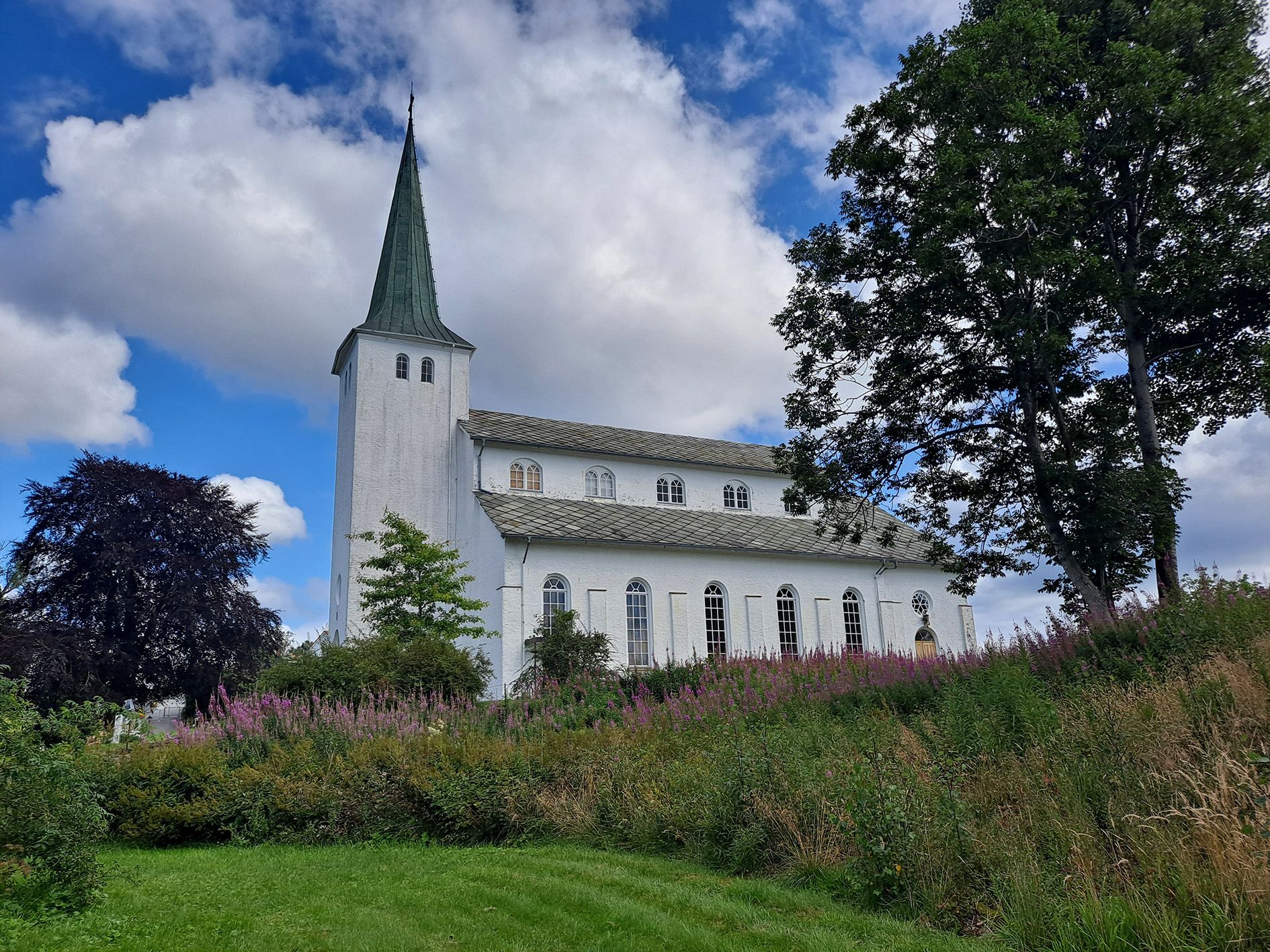 Stord church can be reached by foot from the center of Leirvik