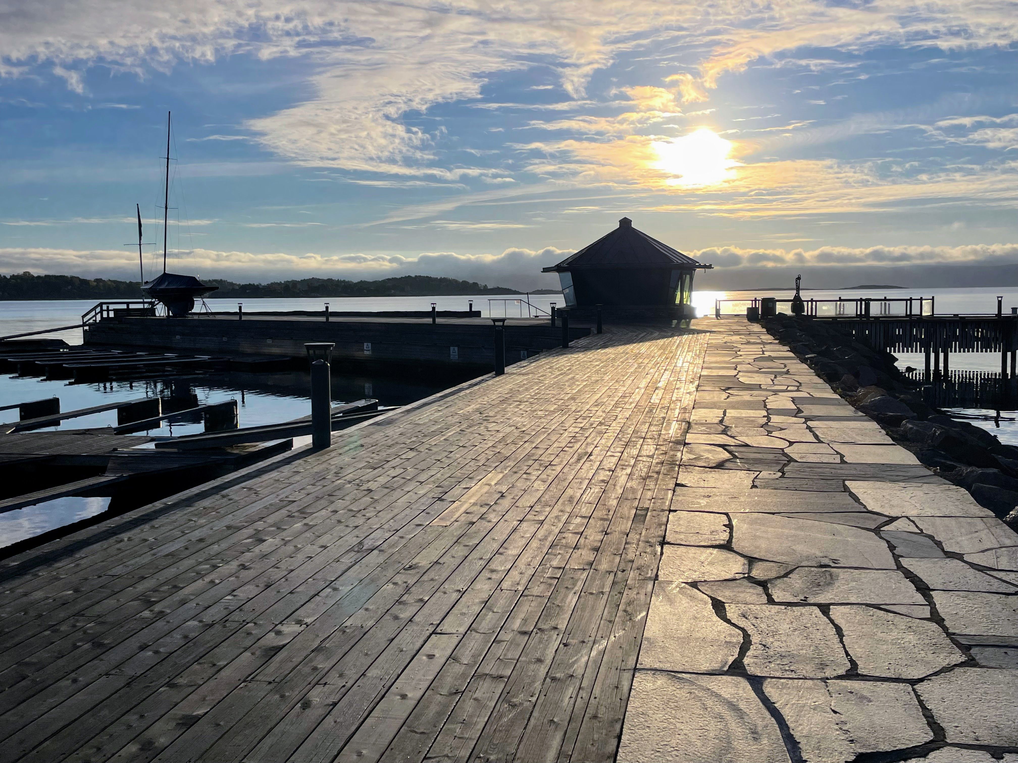 Pier at Holmen - sun and sky