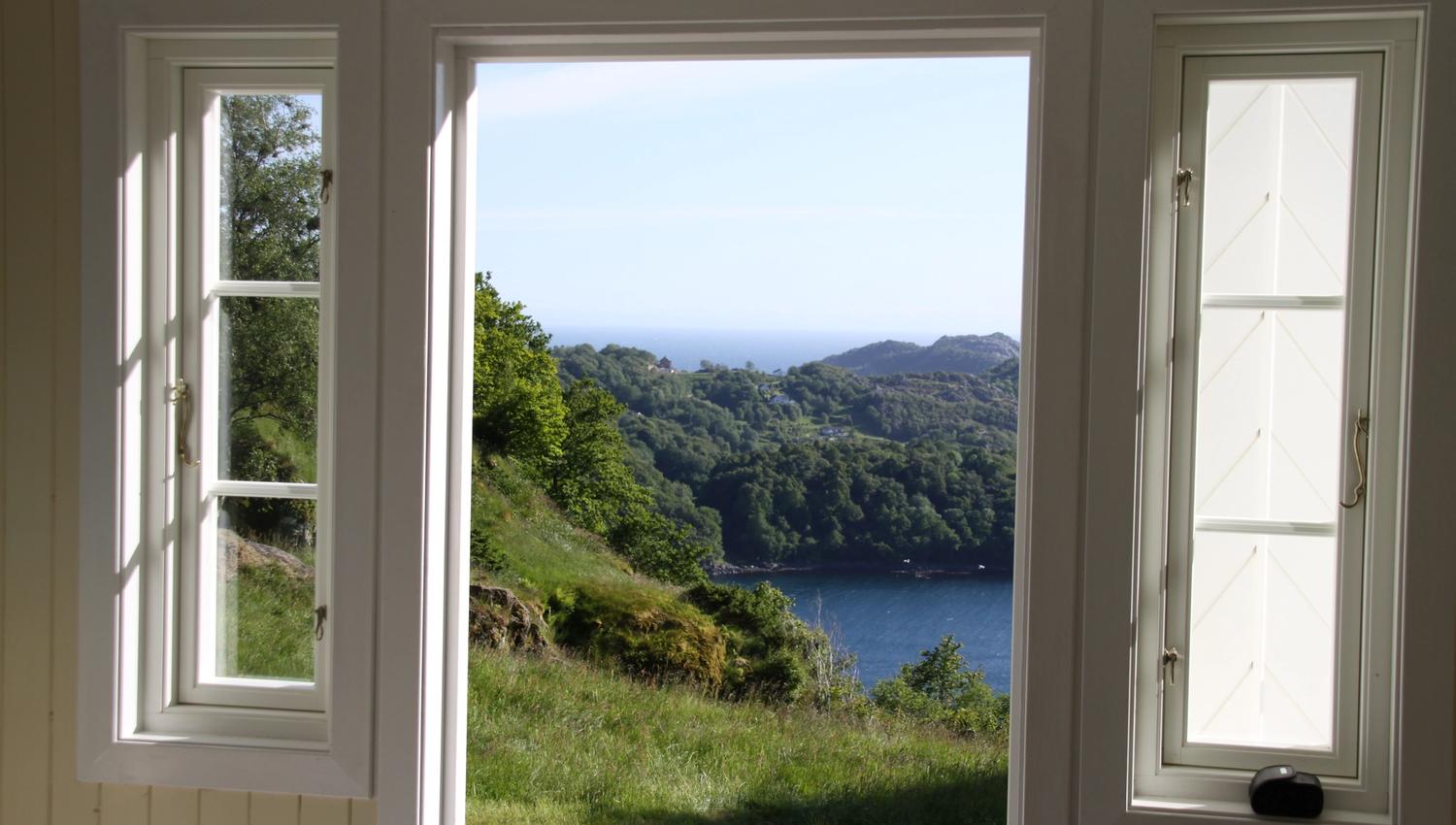 Utsikt fra loft på Gården Li i Flekkefjord